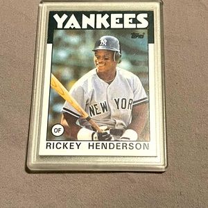 40% OFF 
Topps Baseball Card Mint Condition of New York Yankee R. Henderson